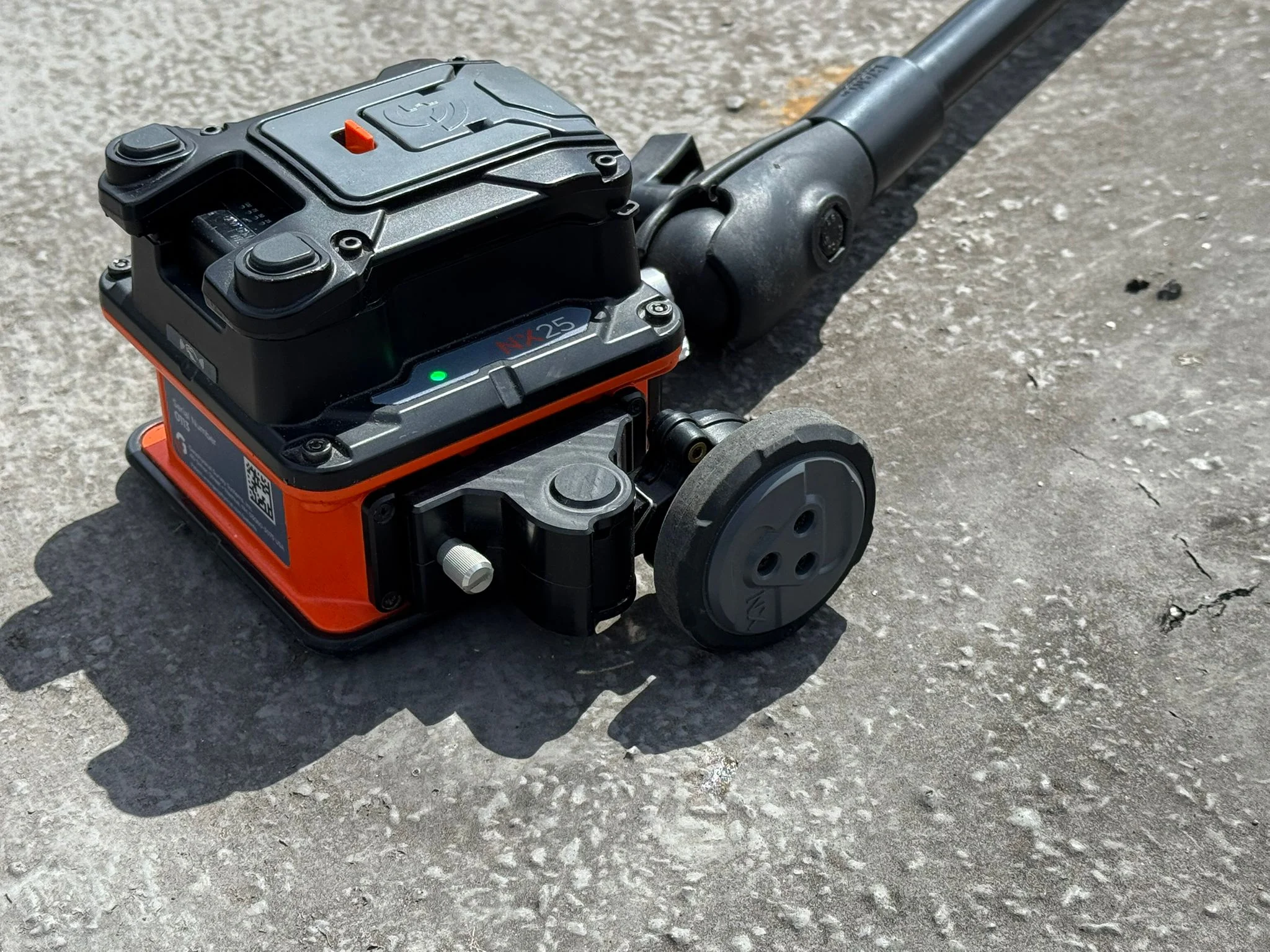 NDT scanning device used for RAAC CFRP strengthening assessment by Structured Carbon